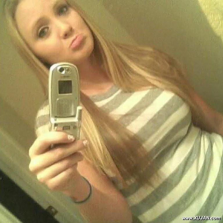 Big teen boobs and shaved pussy selfshots - Photo #217635