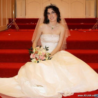 Newlyweds and their hottest honeymoon moments