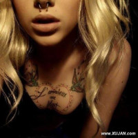 Alternative chicks show fine tight bodies