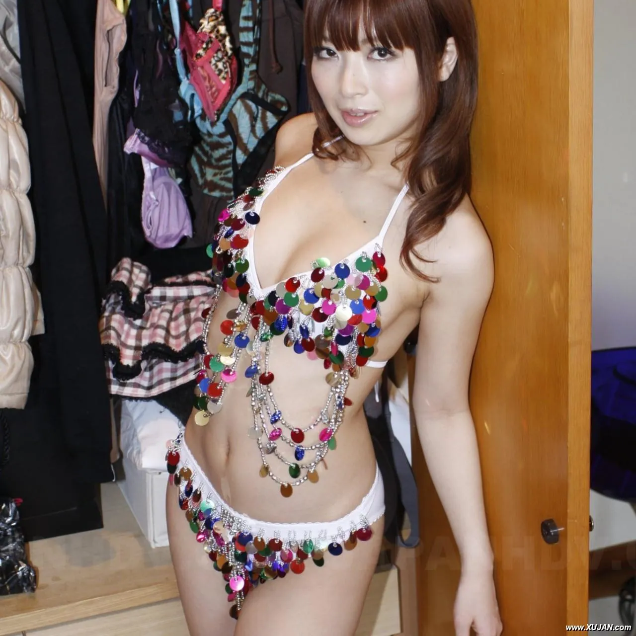 Asian slut Kaori Aikawa shows off - Photo #229518