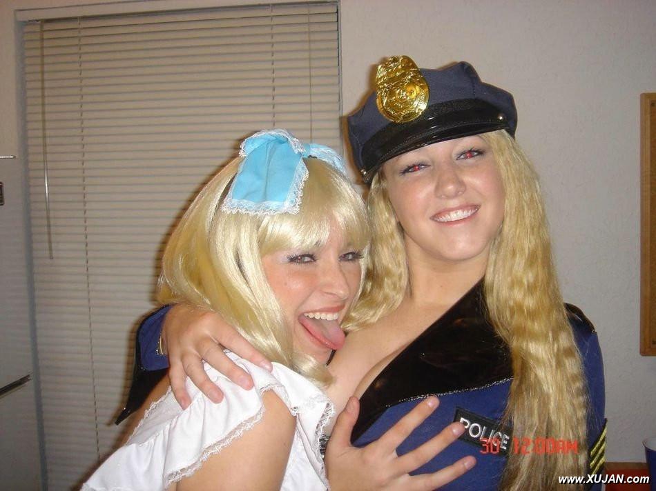 Amateurs candid pics of real GF giving oral - Photo #233559