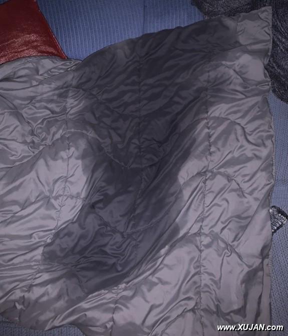 My squirt soaked blanket evidence I need huge cock - Photo #233979
