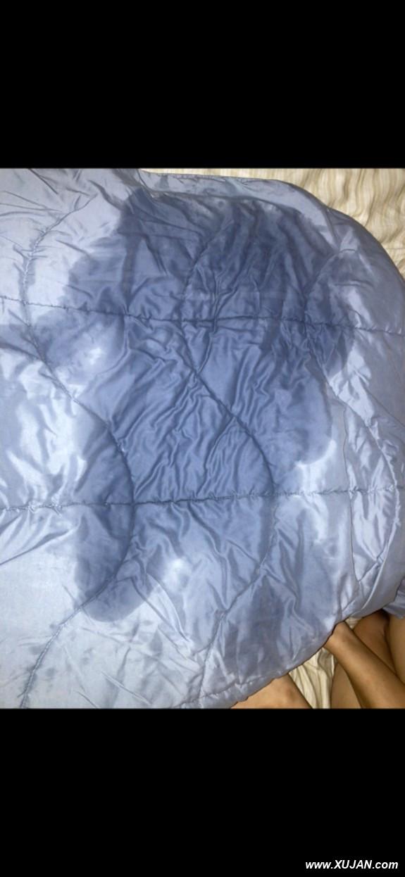 My squirt soaked blanket evidence I need huge cock - Photo #233981