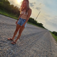 Dirt road lovin