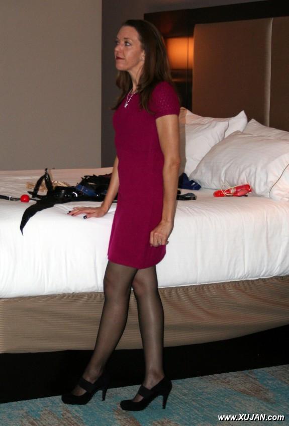 Slut Julie B Bondage at a Hotel - Photo #234993