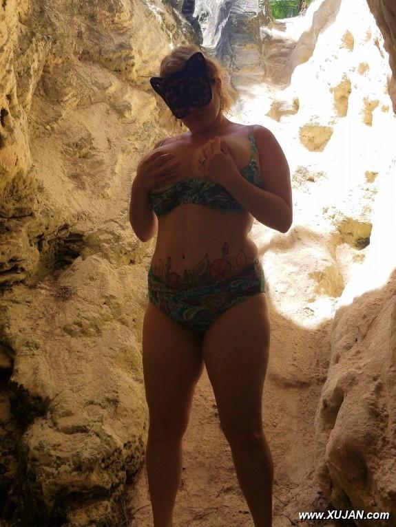Voyeur MASSIVE TITTIES in a Cave Mistress Thursday Sneaks In - Photo #235775