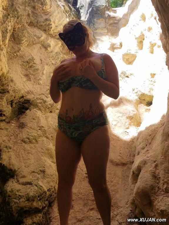 Voyeur MASSIVE TITTIES in a Cave Mistress Thursday Sneaks In - Photo #235778