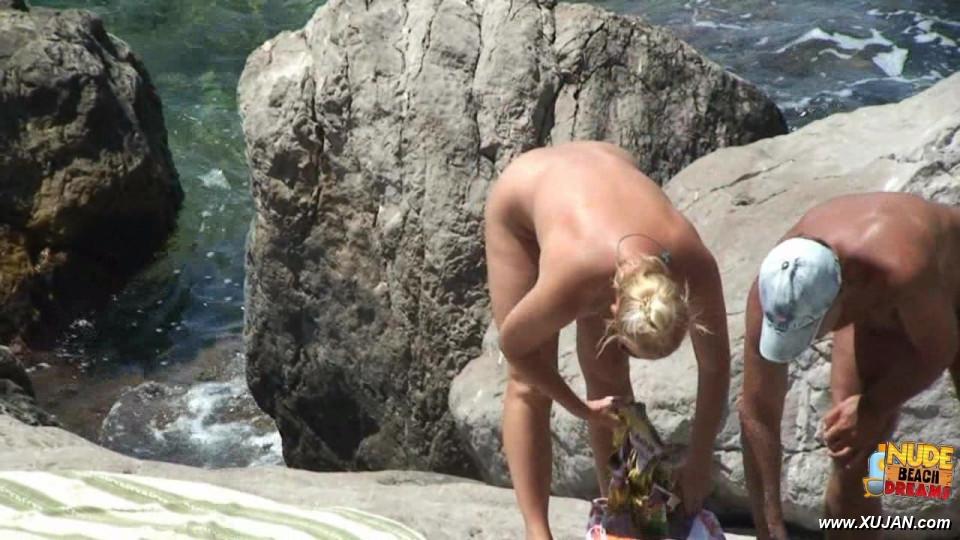 Busty blonde is filmed as she gets dressed - Photo #237005