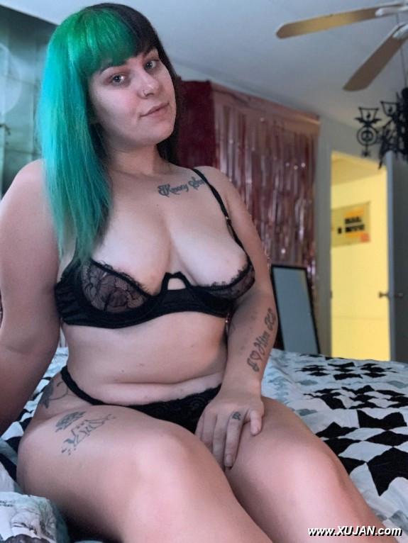 Would you like me to sit on you - Photo #237869