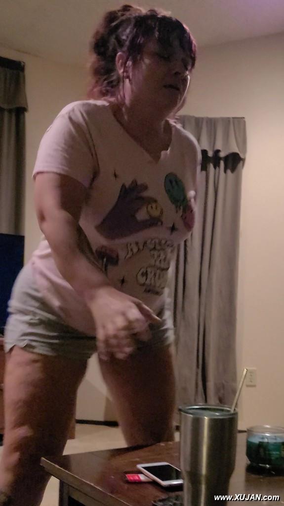 dumb white bitch lookin stupid - Photo #238248