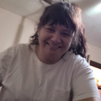 dumb white bitch lookin stupid