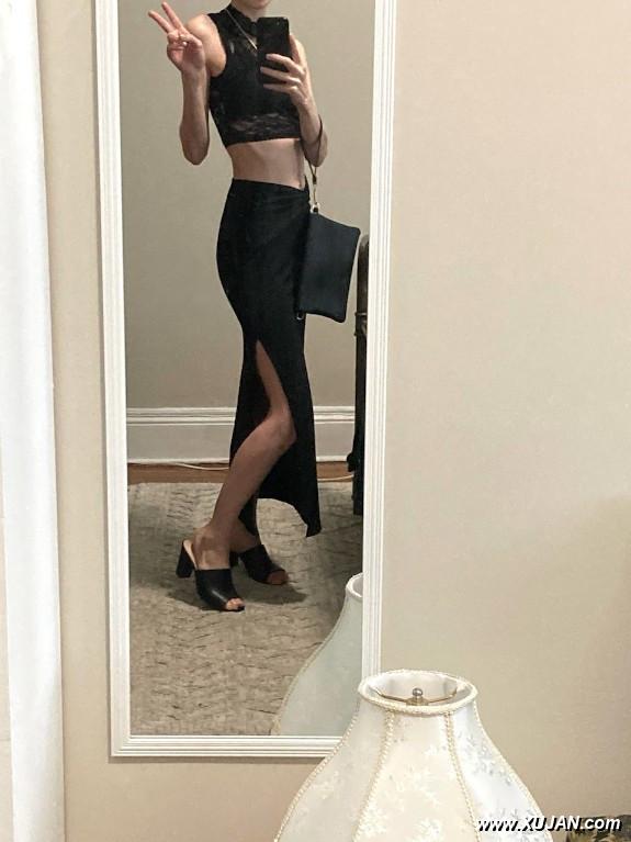 Getting Dressed - Photo #238444