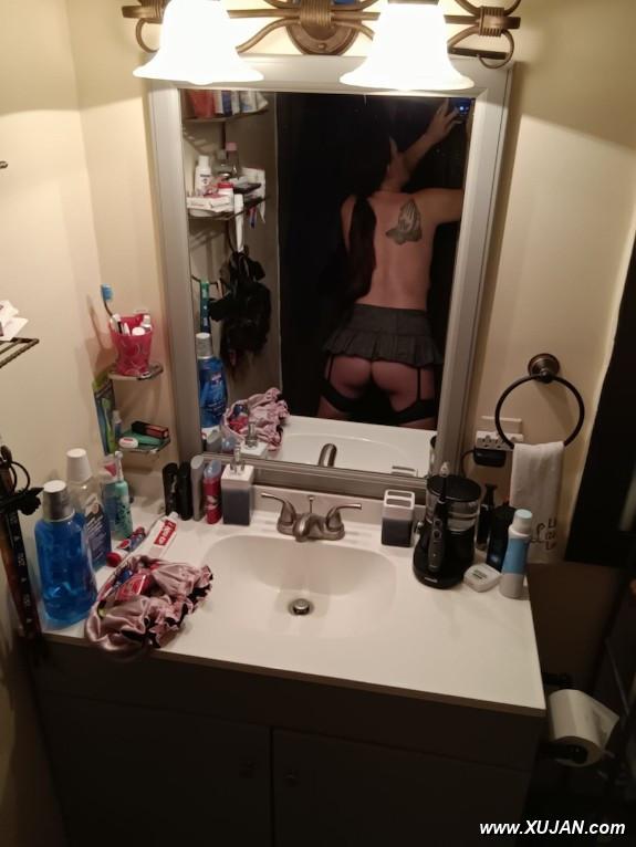 My short skirt - Photo #239401