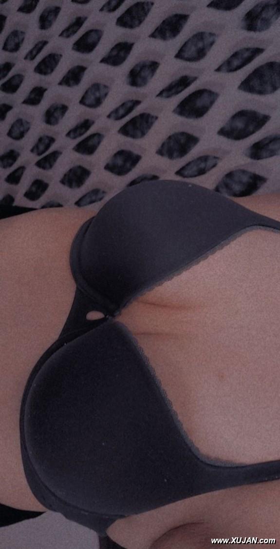 Cum on my tits plz - Photo #239581