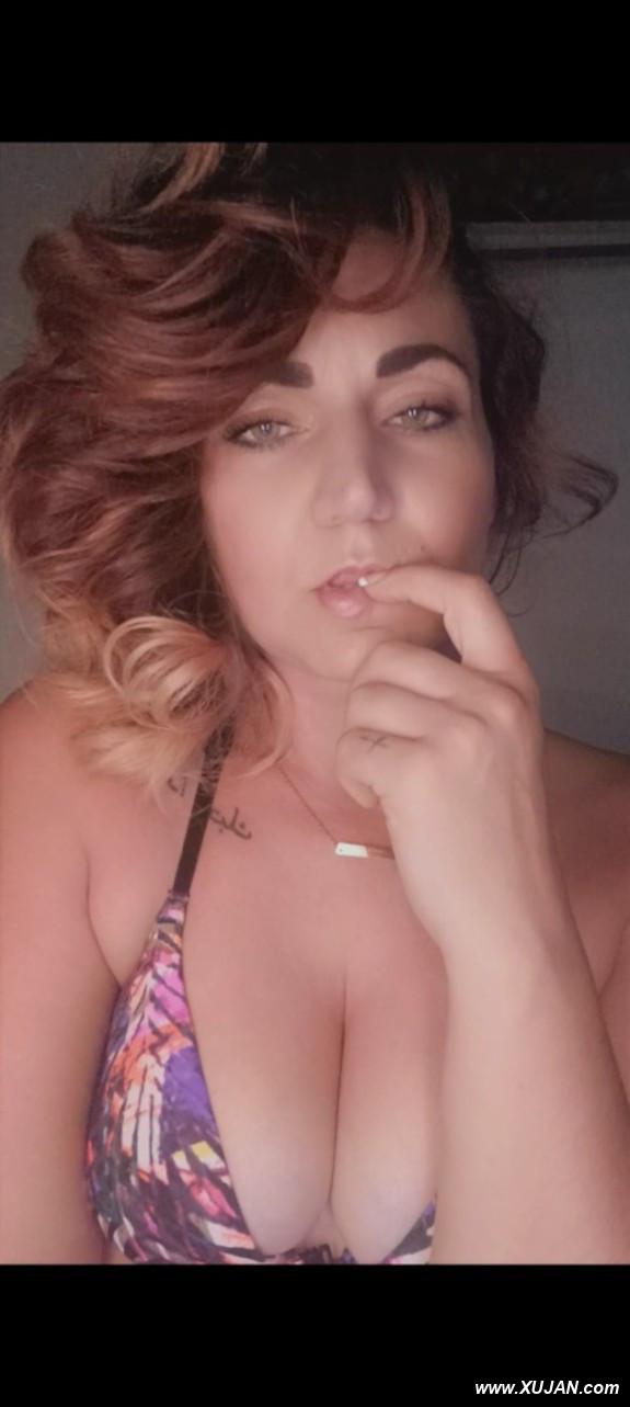 Curves and curls - Photo #239827