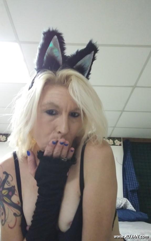 KittyFeeling Pretty - Photo #242367