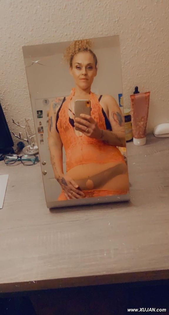 Just a woman with needs - Photo #242694