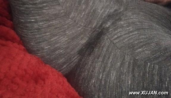 Yoga pants tell all - Photo #243186