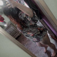 Soy una chica jugosa y muy cachonda