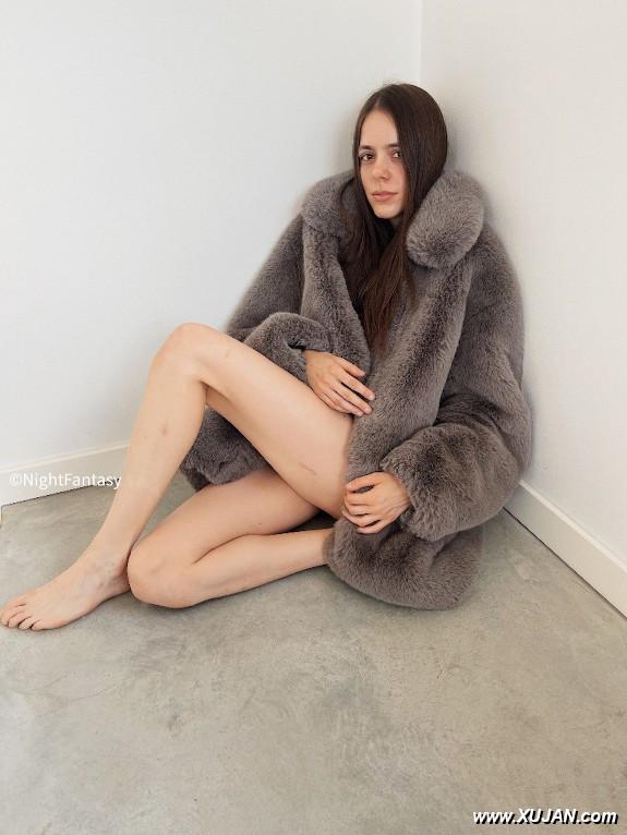 Soft fluffy fur coat Night Fantasy fetish - Photo #244028