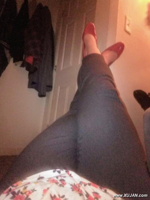 a sexy lil milfy - Photo #244793