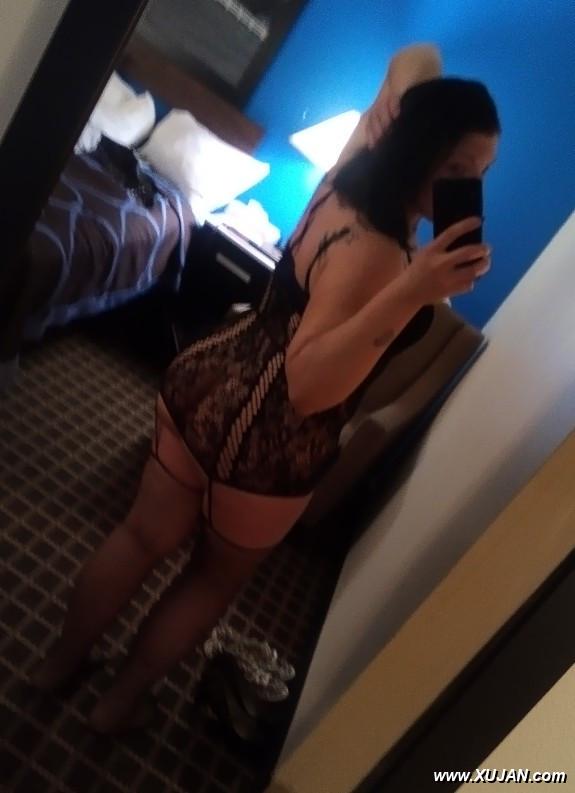 a sexy lil milfy - Photo #244812