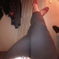 a sexy lil milfy