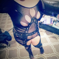 a sexy lil milfy