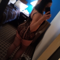 a sexy lil milfy