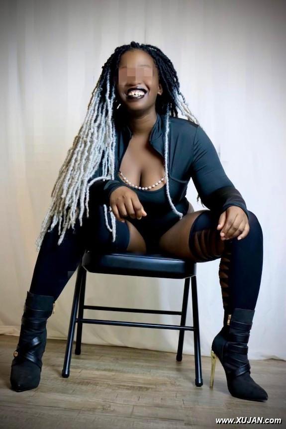 Ebony datavorner - Photo #272167
