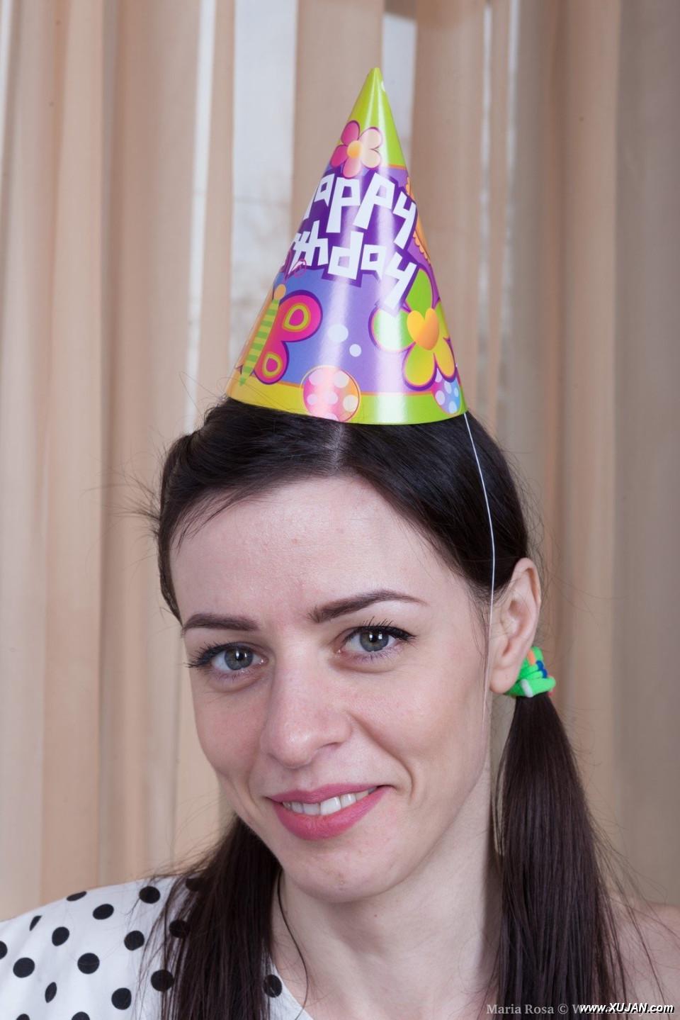 Maria Rozan vayelum e ir tsnndyan taredardzy dzernasharzhutyamb - Photo #272931