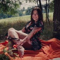 Voyery lrtesum e antarayin pornikin