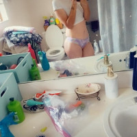 CrybabyCari seqsual zvarchali selfiner