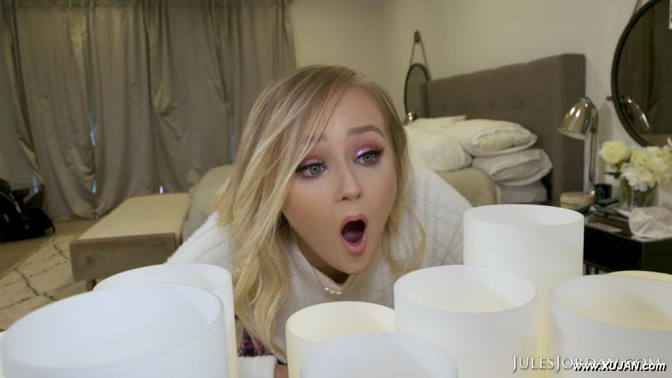 Cute blonde teen Natalia Queen drips cum from her pussy after interracial sex - Photo #312733