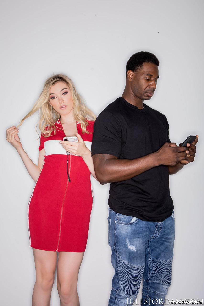 Hot teen Anny Aurora licks her lips while being banged by a black man - Photo #324568