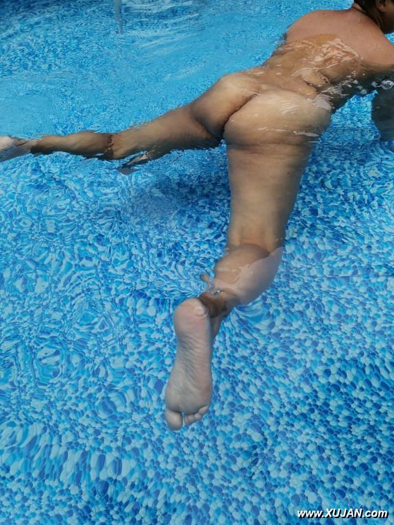 Mayriky nudist e ev misht merk e aygum - Photo #326720
