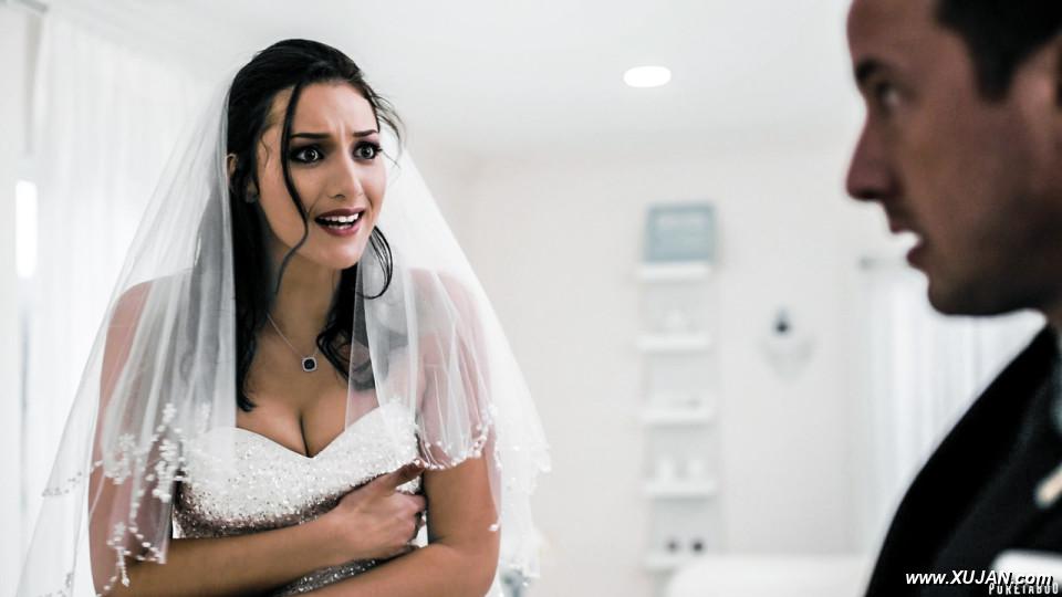 Darkhaired bride Bella Rolland receives an open mouth cumshot after fucking - Photo #329479