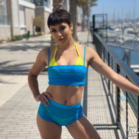 Brunette chick Brooklyn Gray sports short hair while modeling and sucking cock