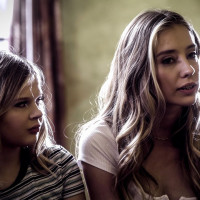 Teen stepsisters Haley Reed Coco Lovelock have lesbian sex before a 3some