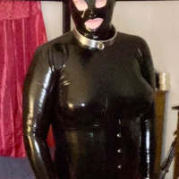 Aussie syn rubber catty hood retine salor mini kisashrjazgest
