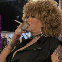 SHIRLEY CHAIN SMOKING MOMMY