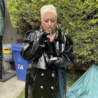 MISS SMOKE TEASING