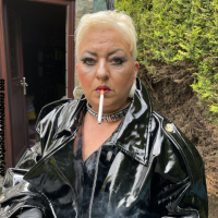 MISS SMOKE TEASING