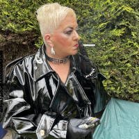MISS SMOKE TEASING