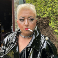 MISS SMOKE TEASING