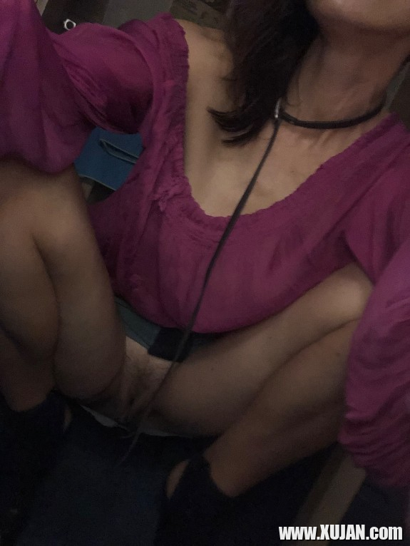 Horny pucy xoxo - Photo #369114