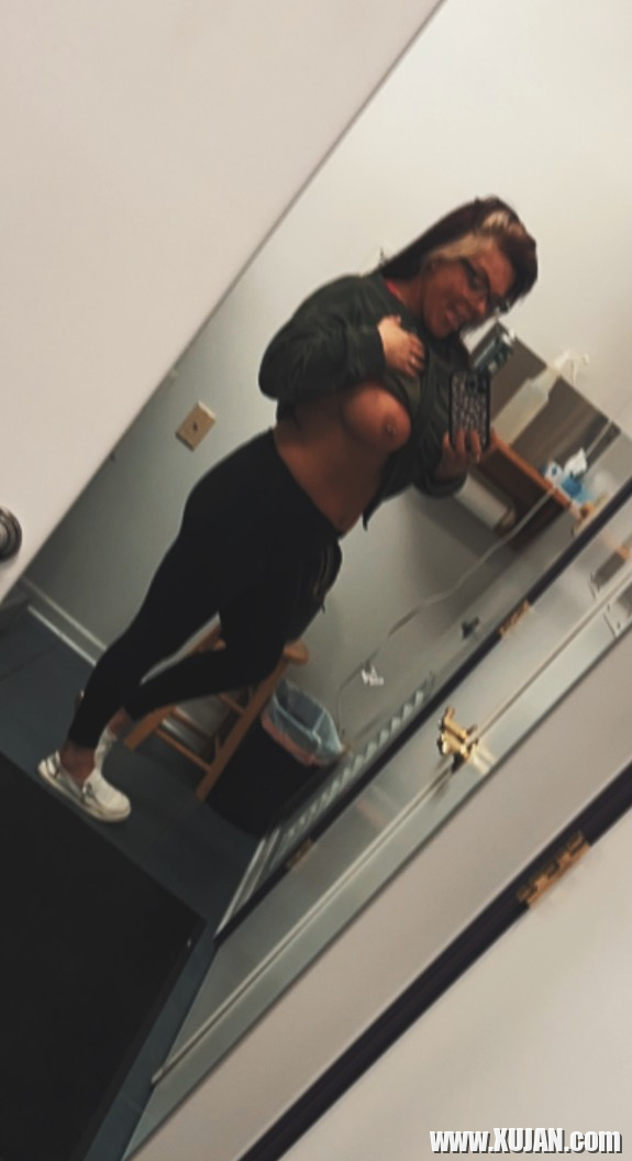 hetuyq Titties - Photo #382948