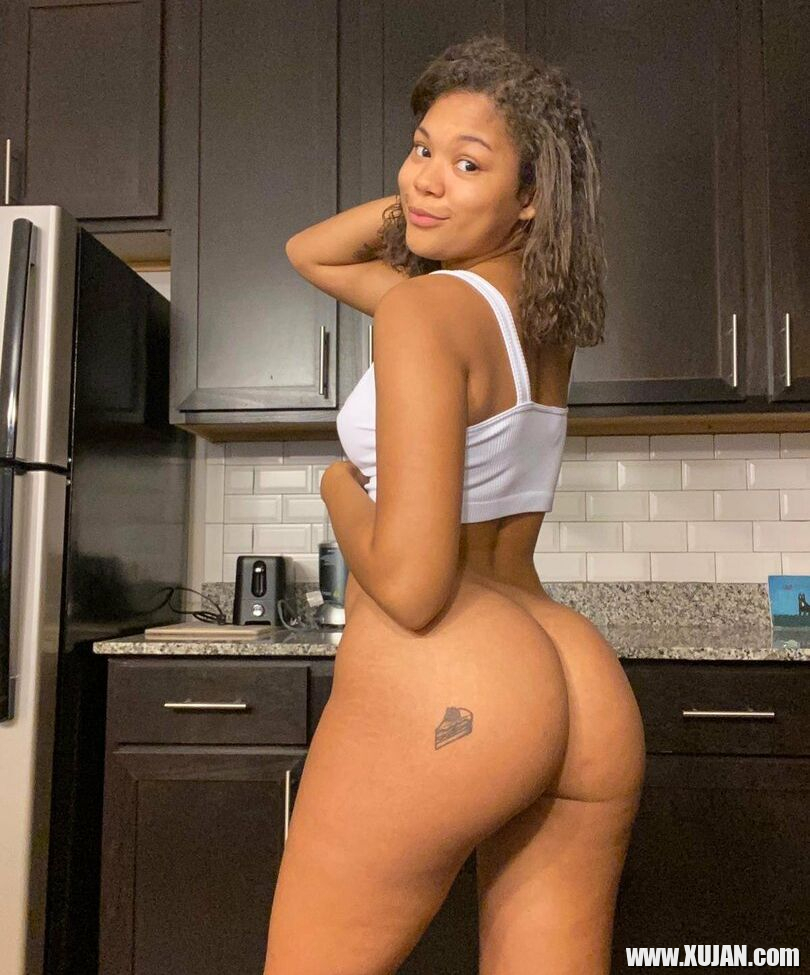 Michelle Anderson nude - Photo #387421