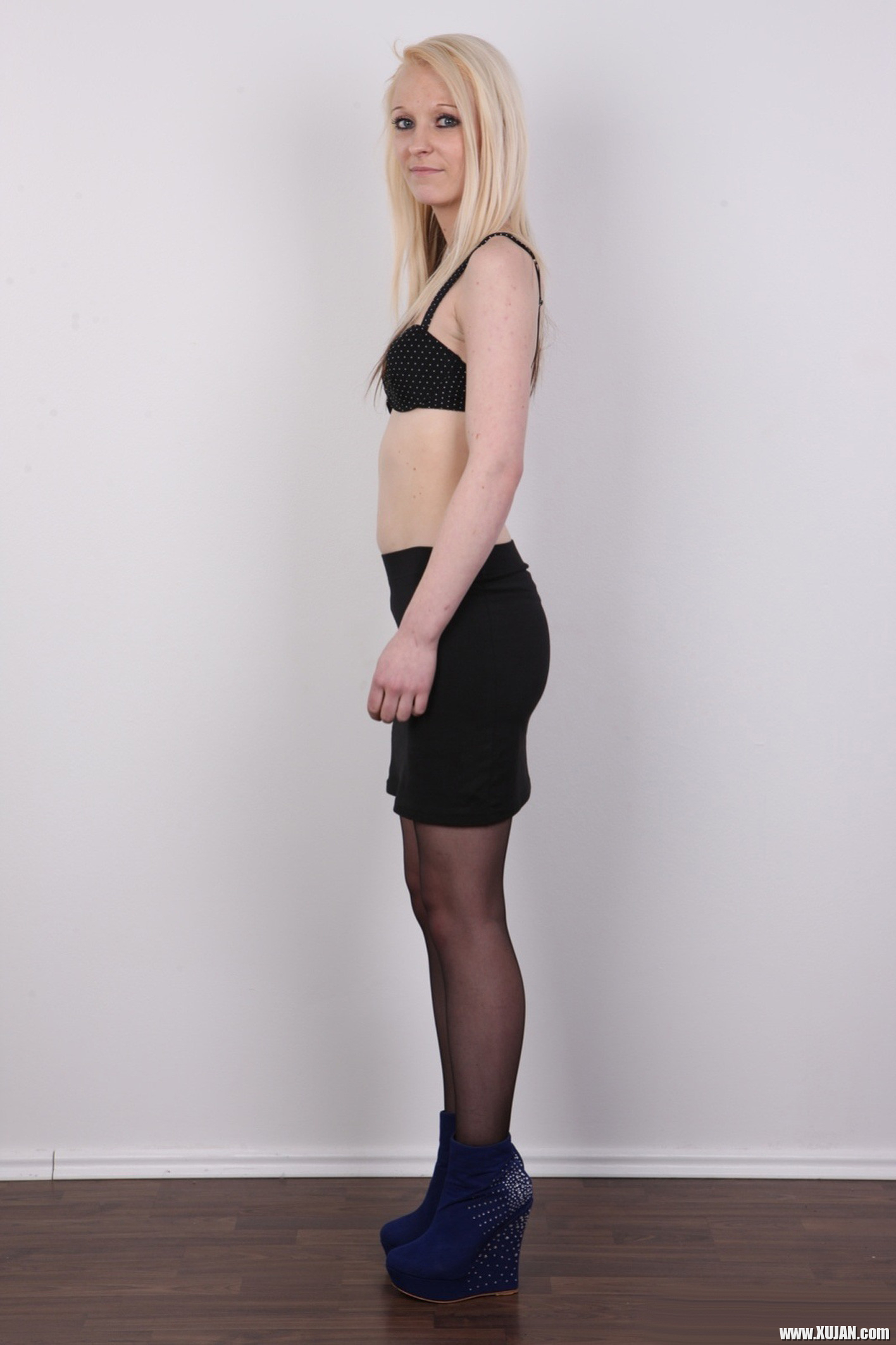 Lucie czechcasting tramp stamp small tits blue eyes girlscv titless shaved blonde smile - Photo #388530