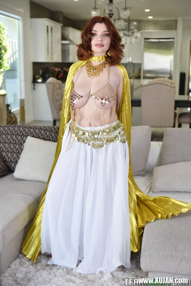 Annabel Redd Busty Babes Rule The World - Photo #391784